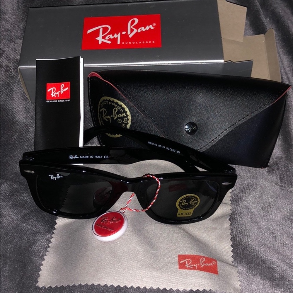 Ray-Ban Sunglasses • Brand New 😎50mm